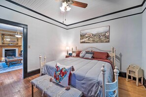 Casa (2 Bedrooms) | Interior