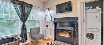 Burgaw House w/ Large Covered Porch & Swing!