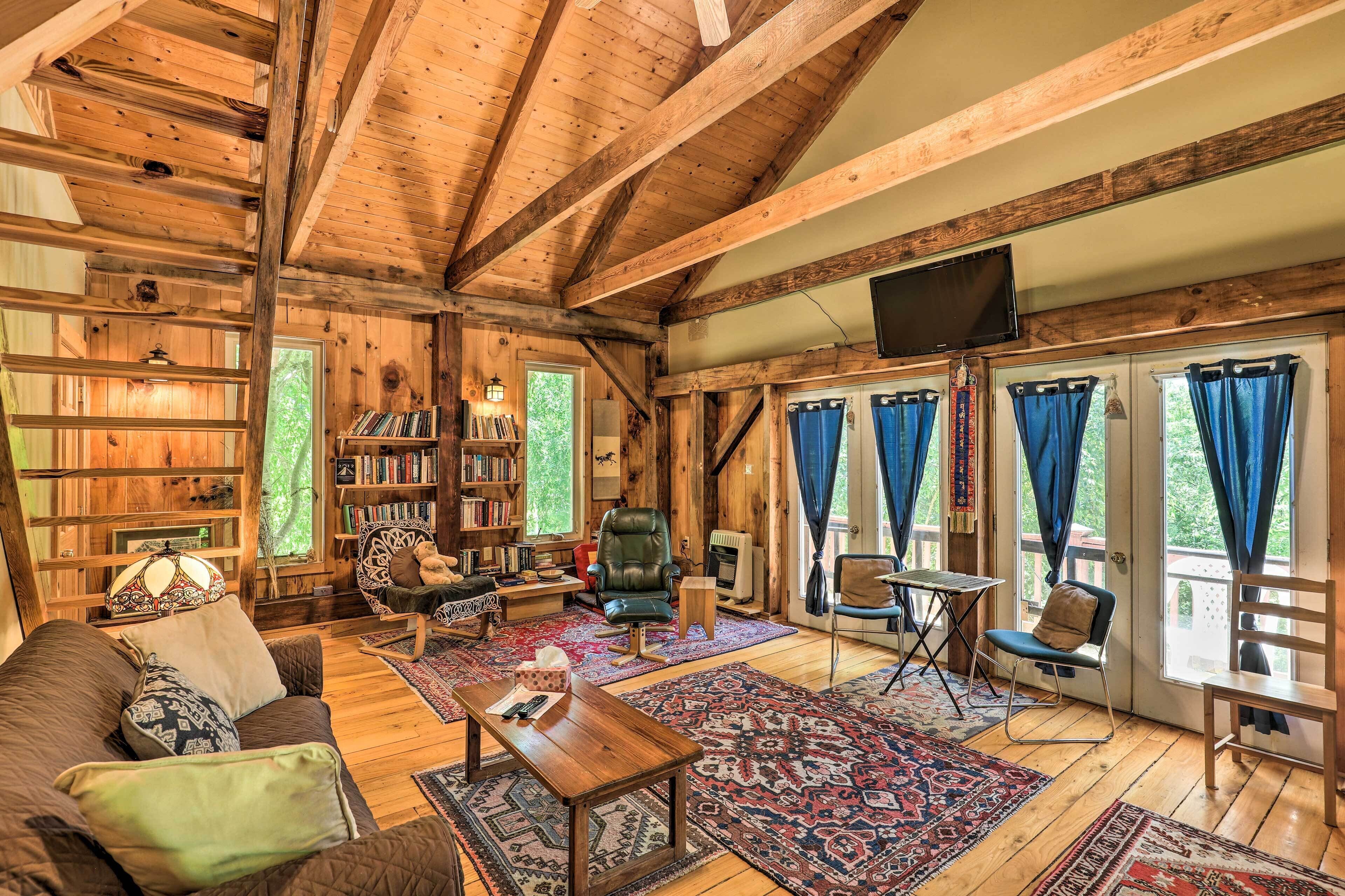 Apartment (0 Bedroom) | Interior