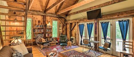 Apartment (0 Bedroom) | Interior