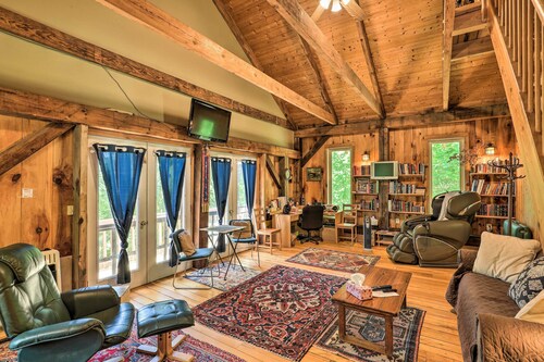 Pet-friendly Leicester 'mountain View' Escape