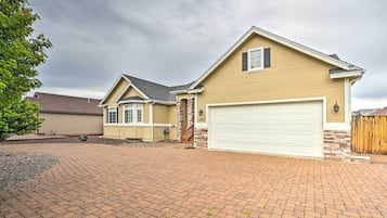 House (3 Bedrooms) | Bahagian dalam