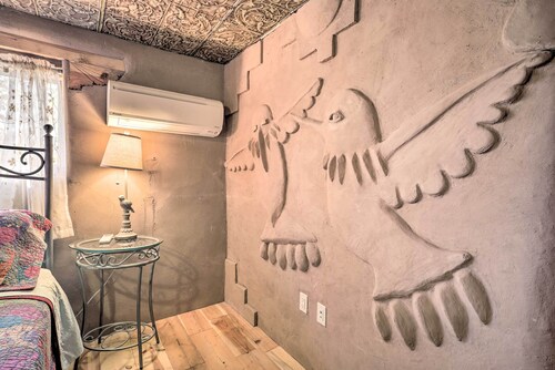 Artsy Santa Cruz Apartment w/ Shared Fire Pit!