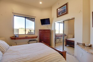 House (5 Bedrooms) | Interior - Mtn-view Oasis w/ Pool, Spa & Gym in Oro Valley! (Oro Valley)