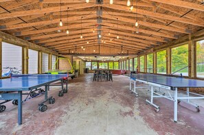 Interior - Cozy Cabin: Community Pool & Lakefront Beach! (Cassopolis)