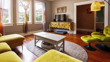 Cottage (2 Bedrooms) | Interior