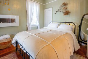 Cottage (2 Bedrooms) | Interior