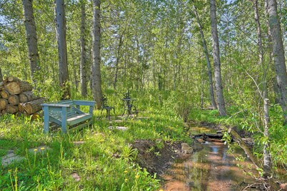 Cozy Creekside Cabin in La Veta: Hike & Fish!