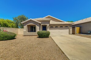 ハウス (3 Bedrooms) | 施設の正面