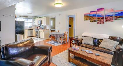 2 Mi to Dtwn: Cozy Getaway in Fairbanks!