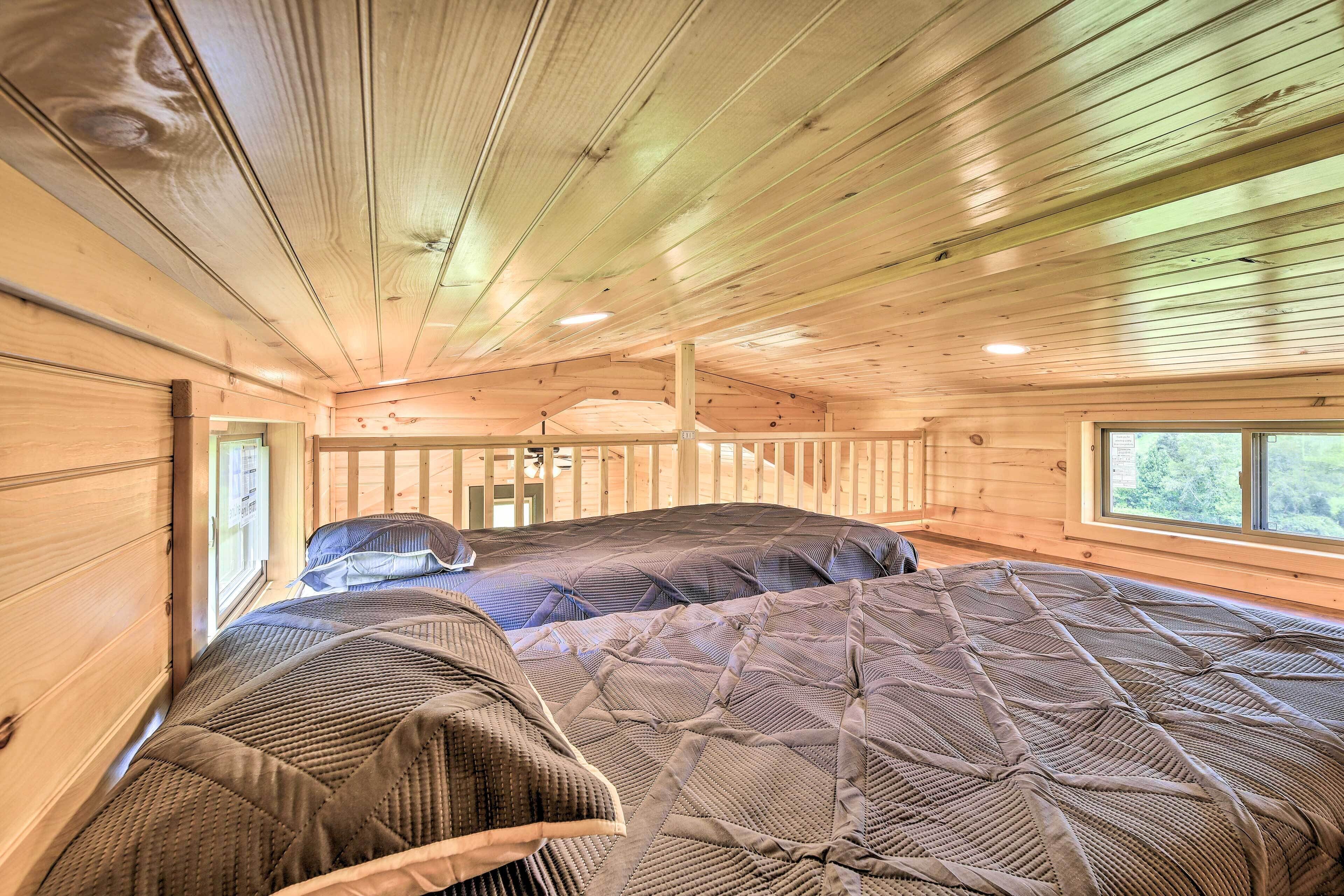 1 bedroom, iron/ironing board, bed sheets