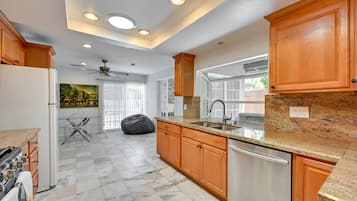 Ferienhaus (3 Bedrooms) | Eigene Küche
