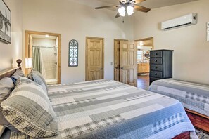 House (1 Bedroom) | Interior