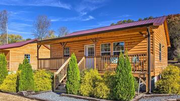 House (1 Bedroom) | Interior