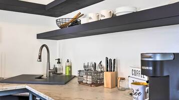 House (1 Bedroom) | Interior