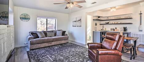 House (1 Bedroom) | Living area | TV