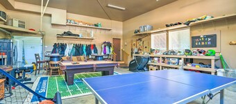 Ronald Home w/ Direct Cle Elum Lake Access!