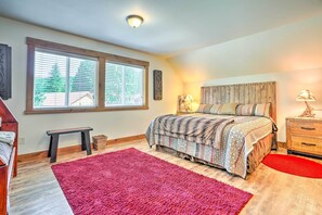 Interior - Ronald Home w/ Direct Cle Elum Lake Access! (Cle Elum)