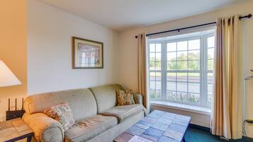 Apartment (1 Bedroom) | Interior