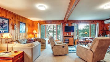 Talo (3 Bedrooms) | Sisätilat