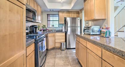 Gorgeous Tucson Getaway w/ Furnished Patio!