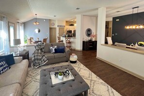 House (3 Bedrooms) | Interior - Modern Pflugerville Getaway w/ Private Pool! (Pflugerville)