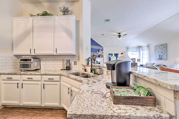 House (3 Bedrooms) | Interior - Modern Pflugerville Getaway w/ Private Pool! (Pflugerville)