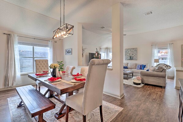 House (3 Bedrooms) | Interior - Modern Pflugerville Getaway w/ Private Pool! (Pflugerville)