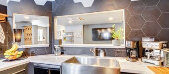 'little House on the Lot' Dryden Townhome: Pets OK