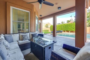 House (5 Bedrooms) | Interior