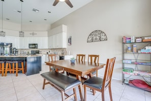 House (3 Bedrooms) | Interior
