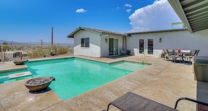 2 Mi to Lake Havasu State Park: Home w/ Pool!