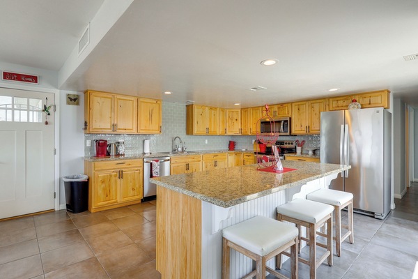 House (3 Bedrooms) | Interior