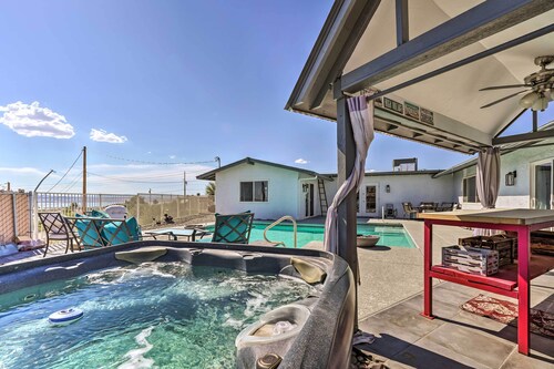 2 Mi to Lake Havasu State Park: Home w/ Pool!