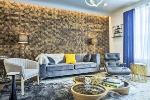 Apartment (2 Bedrooms) | Interior - Tasteful Durham Townhome - 6 Mi to Downtown! (Durham)