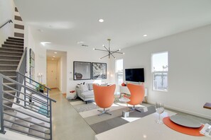 House (3 Bedrooms) | Interior - Modern Oasis w/ Mtn-view Pool Deck - Walk Downtown (Palm Springs)