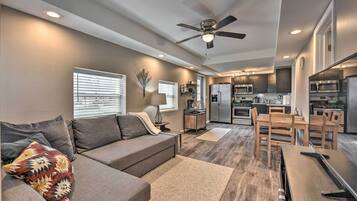 Cottage (2 Bedrooms) | Interior