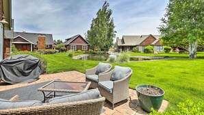 Unclassified image, 3 of 35, button - Pet-friendly Sisters Home: Hike, Bike & Ski! (Sisters)