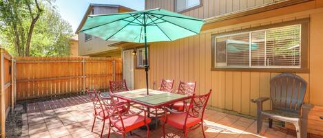 Apartment (2 Bedrooms) | Front of property