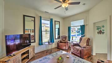 House (3 Bedrooms) | Front of property