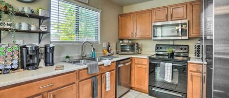 獨棟房屋 (2 Bedrooms) | 私人廚房 | 微波爐、烤箱、爐台、洗碗機