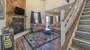 Fireplace - Serene Cabin: Coconino Nat'l Forest View! (Heber)