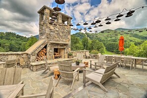 House (4 Bedrooms) | Interior - 'cold Mountain Reflections' Cabin w/ Game Room! (Canton)