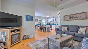 Cottage (2 Bedrooms) | Interior