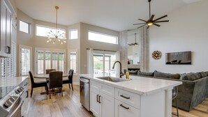 Nhà (4 Bedrooms) | Nội thất