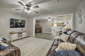 บ้านพัก (Multiple Bedrooms) | ภายใน