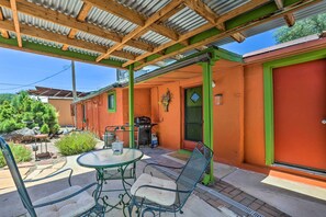 House (3 Bedrooms) | Interior - Adobe-style Tumacacori Home w/ Trail Access! (Tumacacori)