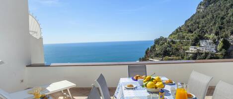 House, Smoking | 2 bedrooms