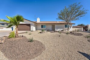 House (3 Bedrooms) | Interior - 3 Mi to Lake Havasu State Park: Family Home (Lake Havasu City)