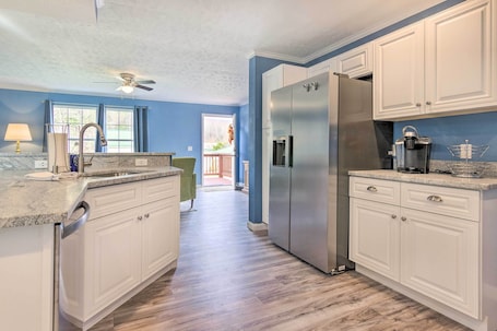 House (3 Bedrooms) | Interior